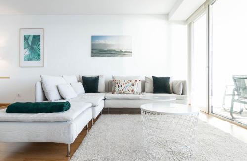 Linda-a-Velha Apartment | Akicity Jamor Lyra
