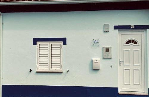 Comenda House | AL BIONDI Alentejo Cosy House for 2 with Kitchen and Patio