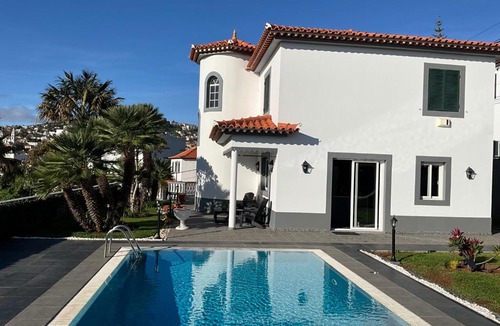 Sao Roque Apartment | Alamos Gardens and Pool Apartment Free Parking