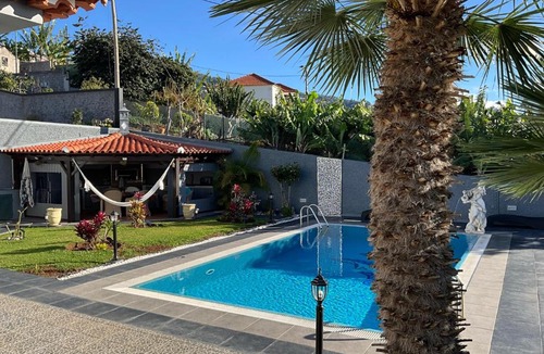 Sao Roque Apartment | Alamos Gardens and Pool Apartment Free Parking