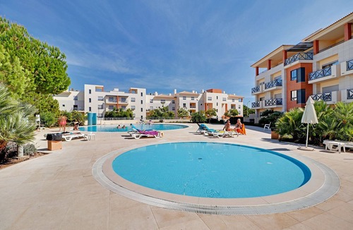 Montechoro Apartment | ALBUFEIRA MODERN 1 by HOMING