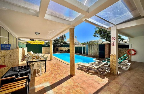 Urbanizacao dos Calicos Villa | Albufeira Summer Villa 1 With Pool by Homing