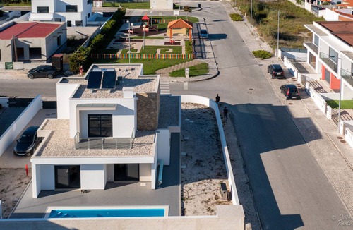 Nadadouro House | Alleenstaande Villa met Verwarmd Zwembad