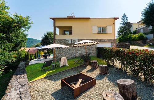 Cabril Villa | Alma Invicta Padrões I (w/Private Swimming Pool)