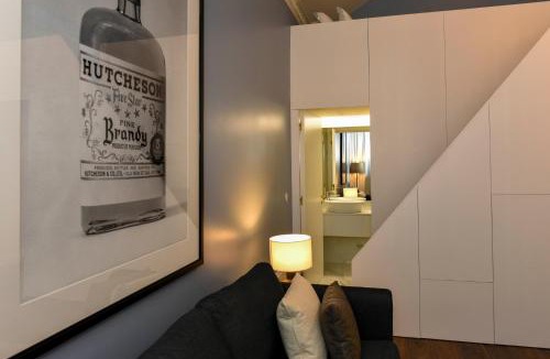 Centro / Baixa Apartment | Almada 234