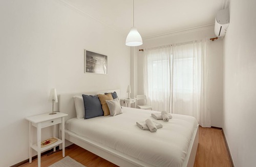 Cova da Piedade Apartment | Almada Central by Homing
