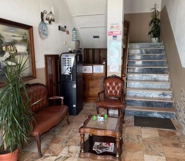 Atouguia da Baleia House | Alojamento Dona Inês de Castro