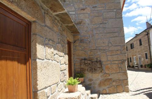 Monaco House | Alojamento Rural Casa da Eira