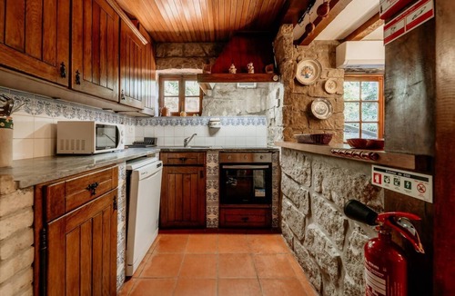 Canicada House | Alojamento T3 Gerês-Junto ao Rio