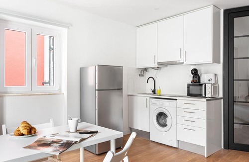 Sacramento Apartment | ALTIDO Elegant 1-BR Flat in Perfect Centre