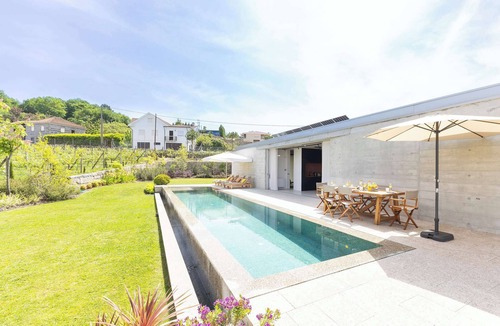 Travanca Villa | Alvarinho Villa — 5 Suites & Heated Pool