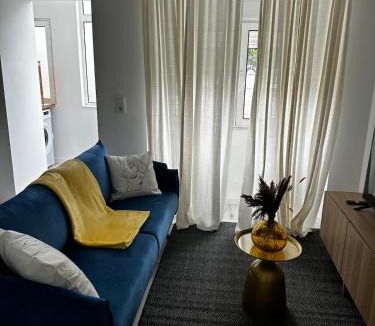 Mina Apartment | Amadora Flat 4