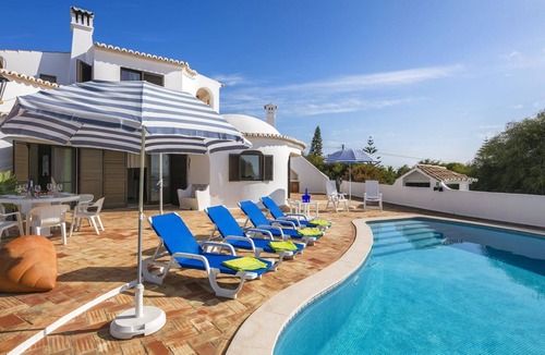 Caramujeira Villa | Amazing Carvoeiro Villa | 4 Bedrooms | Villa Jasmin | Walking Distance