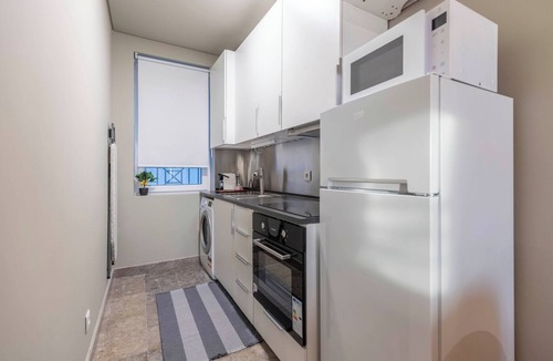 Lisbon Old Town Apartment | Amazing Studio @ Vila Silva, Campolide 202