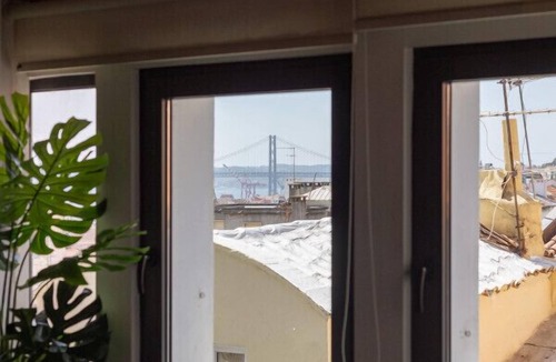 Principe Real Apartment | Amazing Tailor Made Penthouse