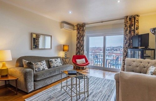 Alfama Apartment | Amazing View Apartment by LovelyStay