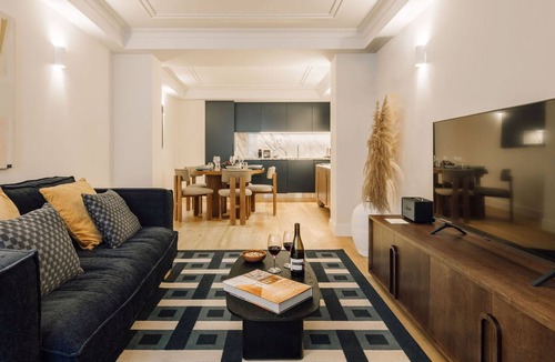 Santos Apartment | Ando Living - Abrantes 50 House - Two Bedroom APT