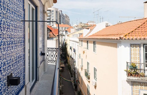 Misericordia Apartment | Ando Living - Two Bedroom Superior Apartment