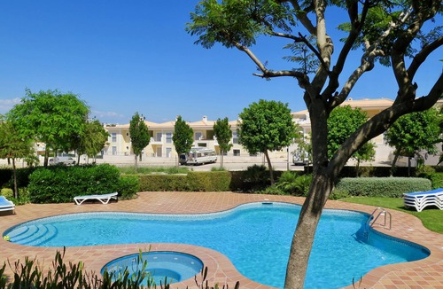 Porto de Mos Apartment | Ange's Place Luxury 5 * Apart & Pool. Beach 7min Walk