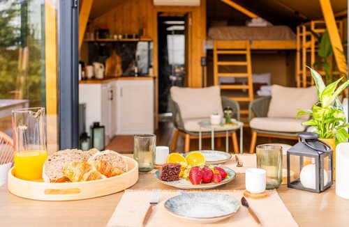 Gaula House | Anjos Glamping - Private Jacuzzi & Nature