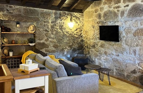 Lindoso House | Ant House