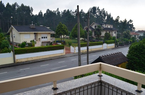 Santa Maria da Feira Apartment | Ap. Arosa - Spacious 3-Bedroom Apartment in Quiet Villa-Lobão, Santa Maria Feira