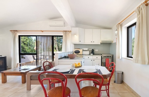 Silves Apartment | Apartment 'One Bedroom 3' with Shared Pool, Wi-Fi and Air Conditioning