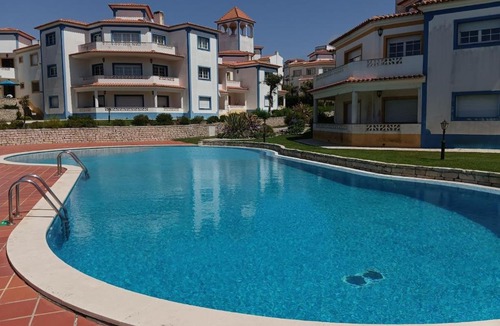 Praia del Rei Apartment | Apartamento em D'el Rey-Obidos Beach & Surf