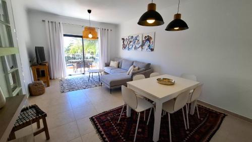 Porto de Mos Apartment | Apartamento Magnólia