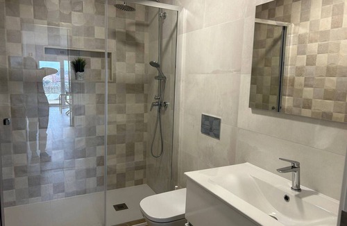 Santo Antonio dos Olivais House | Apartamento T1 com Terraço