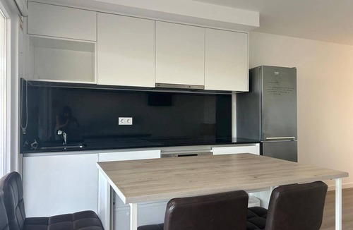 Santo Antonio dos Olivais House | Apartamento T2 com Terraço