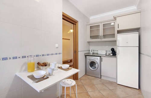 Santa Luzia Apartment | Apartment '1I Alecrim' with Wi-Fi and Air Conditioning