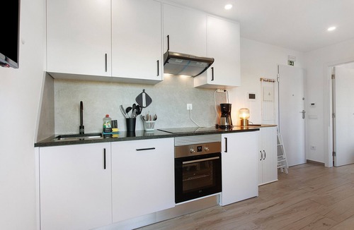 Atalaia Apartment | Apartment '4' with Shared Pool, Shared Terrace and Wi-Fi