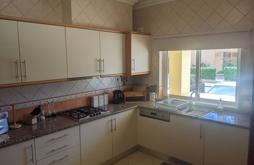Vilamoura Apartment | Apartment Angela - 2 Bedroom Modern Apartment close to beach and all amenities.