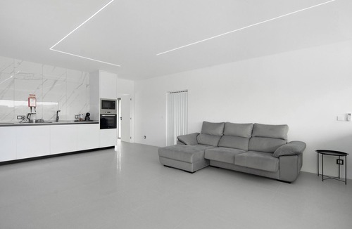 Angra do Heroismo Apartment | Apartment 'Bella Casa - Suite' with Mountain View, Wi-Fi and Air Conditioning