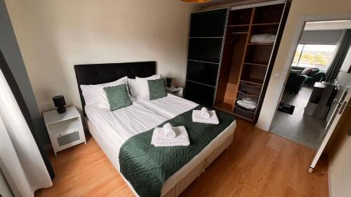Ferragudo Apartment | Apartment Beta - 2 Bedrooms, Private Rooftop Patio with Hot Tub, BBQ and View