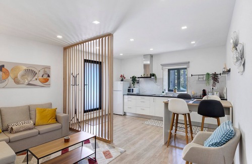 Arcos de Valdevez Apartment | Apartment 'Cantinho D'Amy' with Wi-Fi and Air Conditioning