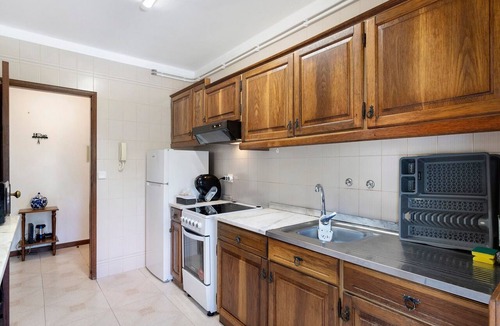 Caminha Apartment | Apartment 'Cantinho da Mariana' with Private Terrace, Shared Garden and Wi-Fi