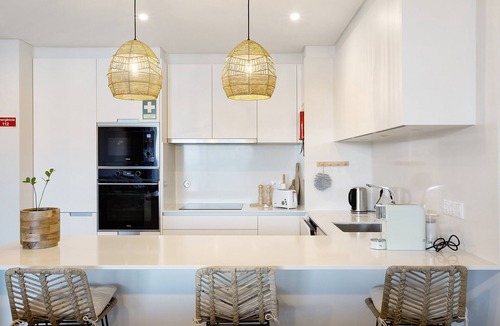 Camara de Lobos Apartment | Apartment 'Casa Castanheta' with Sea View, Wi-Fi and Air Conditioning
