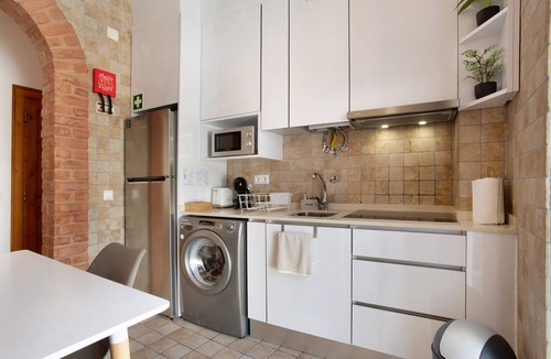 Nazare Apartment | Apartment "Casa Ribeiro - Tropical" with Balcony & Wi-Fi