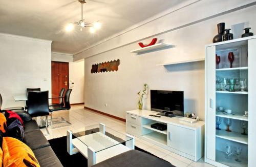 Moscavide Apartment | Apartment Cristo Rei Gardens by Interhome