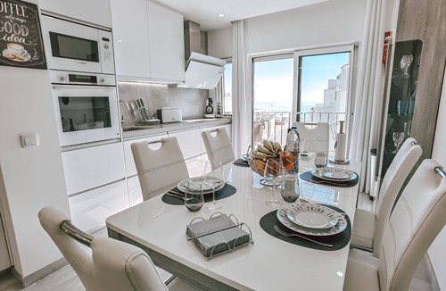 Praia da Rocha Apartment | Apartment Dubai, Sea View - Praia da Rocha