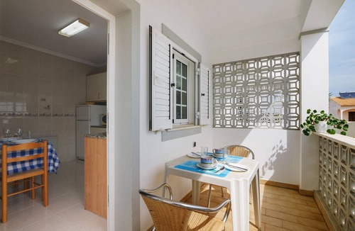 Vale de Carro Apartment | Apartment 'Galego A' with Shared Pool, Shared Garden and Wi-Fi