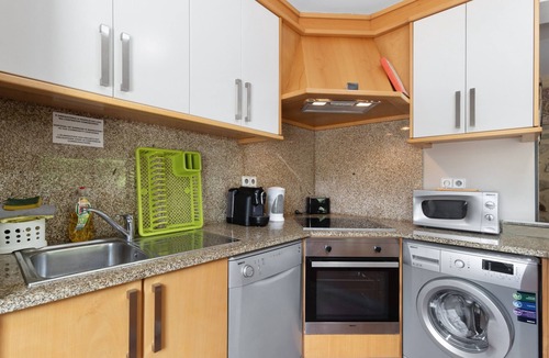 Melgaco Apartment | Apartment 'Palheiro' with Lake View, Wi-Fi and Air Conditioning