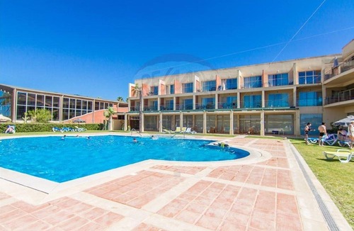 Mexilhoeira da Carregacao Apartment | apartment panoramic view of the pool, and the arade river Lagoa, Algarve