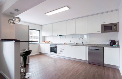 Vila Nova de Gaia Apartment | Apartment Qian Av. Republic