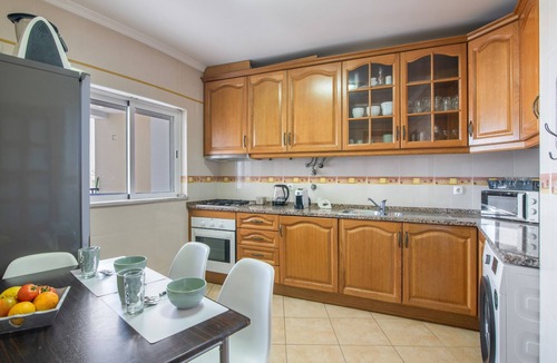 Cavacos Apartment | Apartment 'Rei 3º S' with Balcony, Wi-Fi and Air Conditioning