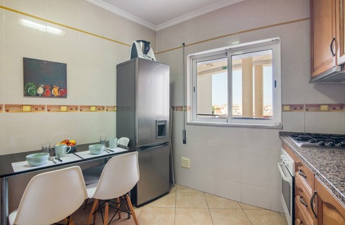 Cavacos Apartment | Apartment 'Rei 3º S' with Balcony, Wi-Fi and Air Conditioning