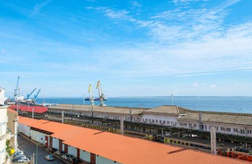 Alfama Apartment | Apartment Studio für 17 Personen und 1 Kind in Lissabon by Interhome