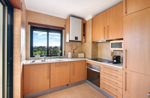 Salgados Apartment | Apartment 'Sunrise Village' 5 min to the Beach with Balcony